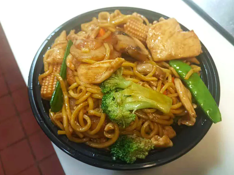 Stir-fried noodles with chicken and assorted veggies at Ming Garden, a Chinese Restaurant in Huntersville